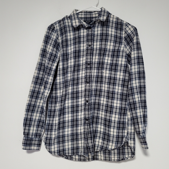 Madewell Slim Boyshirt in Lawton Plaid Flannel - Picture 8 of 15